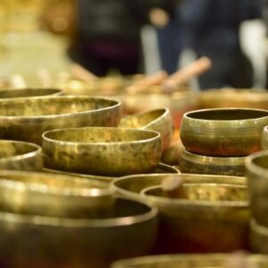 Taras-World-agent-handicraft-Ram-Sharma-singing-bowls